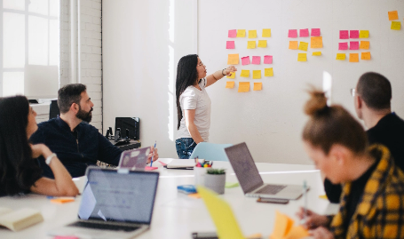 Legend solutions image for professional training Trainer taining his group of candidates